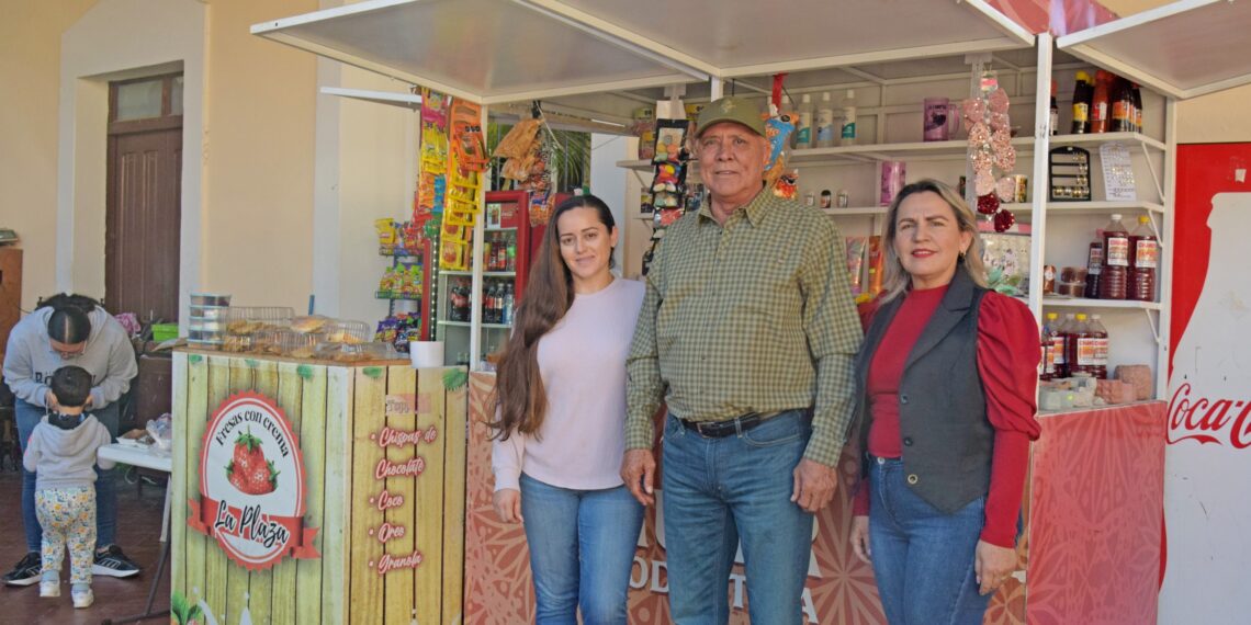 Alcalde Gildardo Leyva Ortega invita a mujeres emprendedoras a participar en la Caseta de Mujer Productiva