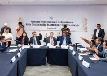 Enrique Inzunza se reúne con las Comisiones de Puntos Constitucionales, de Justicia y de Estudios Legislativos.