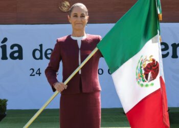 Con la transformación a México se le respeta, no somos colonia de ningún país: Presidenta Claudia Sheinbaum en conmemoración del día de la bandera