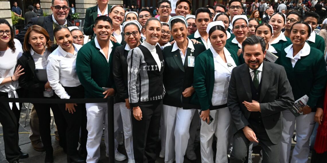 Presidenta Claudia Sheinbaum da banderazo a la estrategia nacional vive saludable, vive feliz