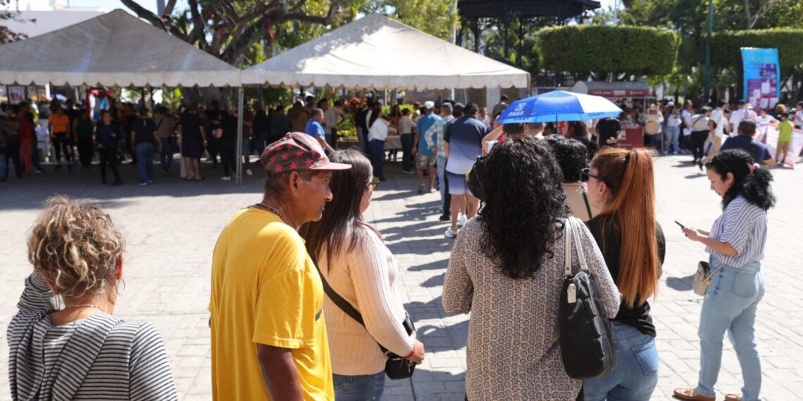 Gran algarabía y emoción por el carnaval se vive en Mazatlán