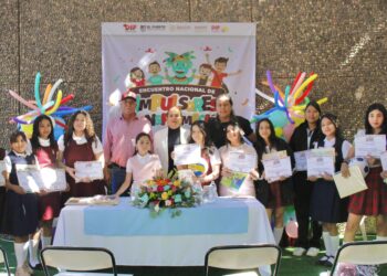 Niñas fortenses alzan la voz por sus derechos en el Concurso del Niño Impulsor de la Transformación