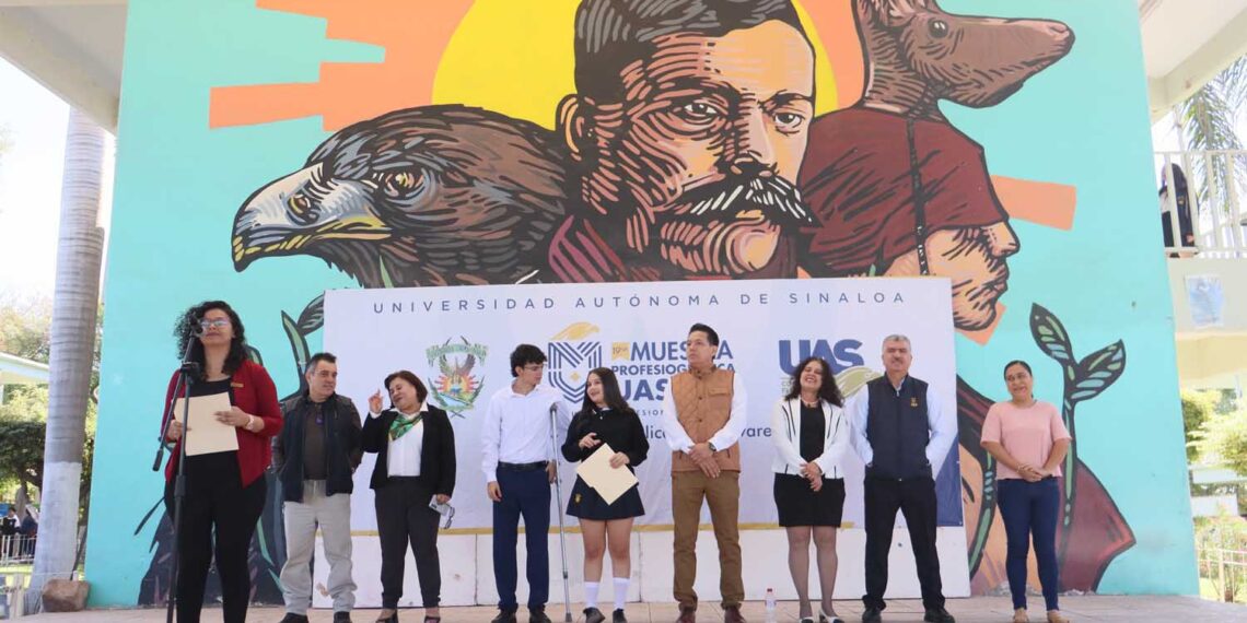 Para recibir información de toda la oferta profesional, la Preparatoria Emiliano Zapata fue sede de la 19na. Muestra Profesiográfica UAS 2025