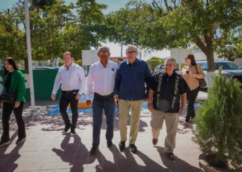 Cómo nunca Sinaloa le ha invertido y gestionado recurso a la agricultura: Rocha, al asistir al Informe de la AARSP