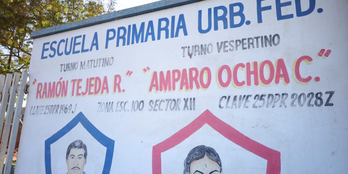 Reconectan energía eléctrica a escuelas afectadas en Sinaloa