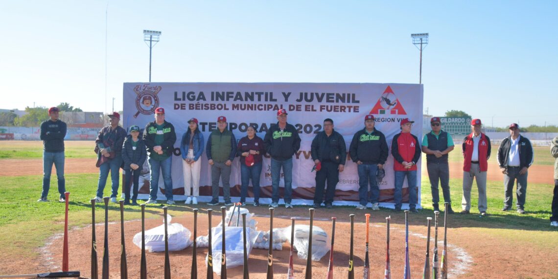 Municipio de El Fuerte celebra el renacimiento del béisbol infantil y juvenil