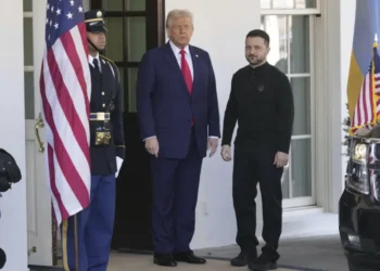 Trump dice ante Zelenski que están “bastante cerca” de un acuerdo para acabar la guerra en Ucrania