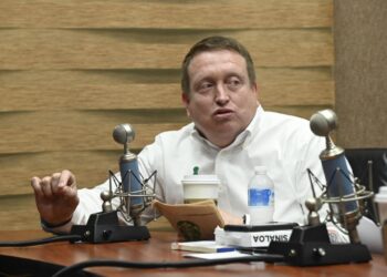 Habilitan mecanismo para hacer donaciones voluntarias a los funcionarios universitarios que acordaron pago tras suspensión de procesos judiciales; dicho recurso irá a las arcas de la UAS, resalta abogado