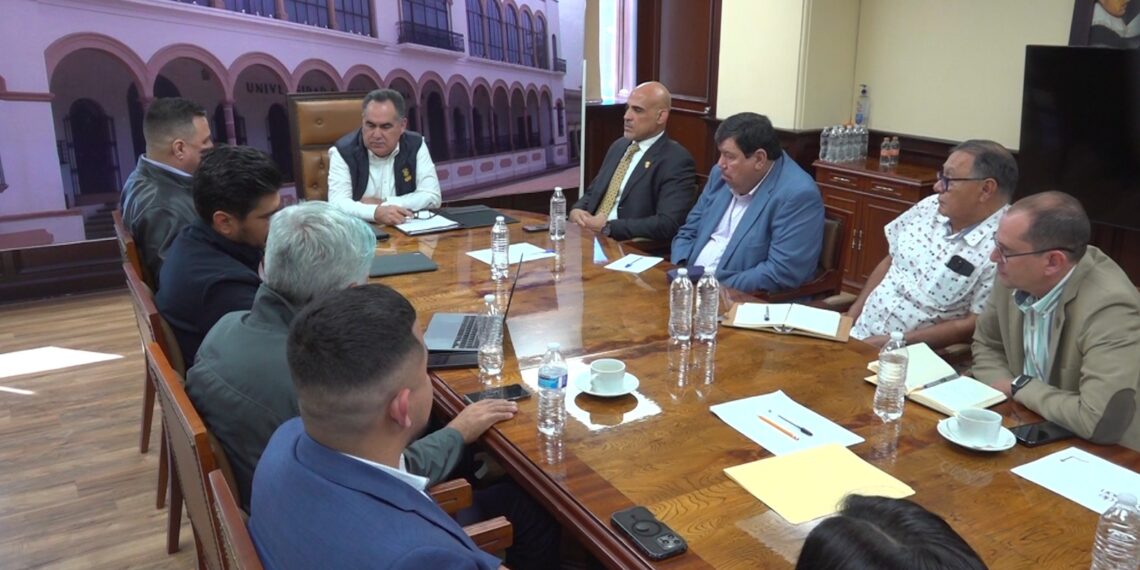 Mantienen reunión el Rector Jesús Madueña e Hydra Desarrollos para dar continuidad al convenio para la práctica del Jiu jitsu, entre otros temas