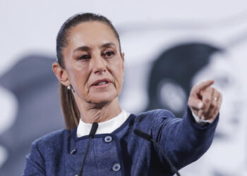 “Mi posición es que debió aprobarse para 2027”: Sheinbaum sobre reforma contra el nepotismo y reelección