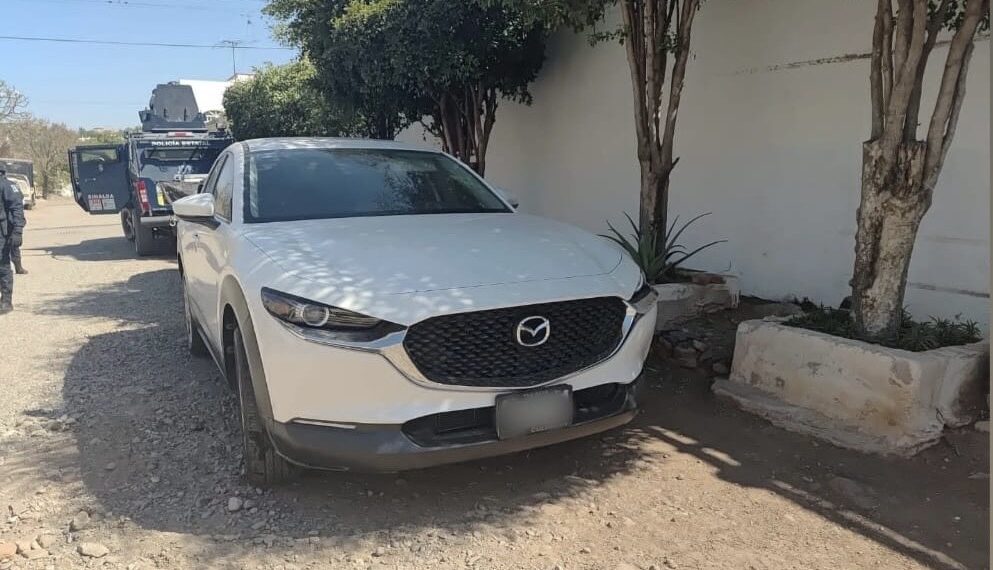 Recuperan vehículo con reporte de robo en Culiacán