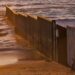EE.UU. construye muro en río Tijuana que violaría tratados Internacionales y podría causar inundaciones