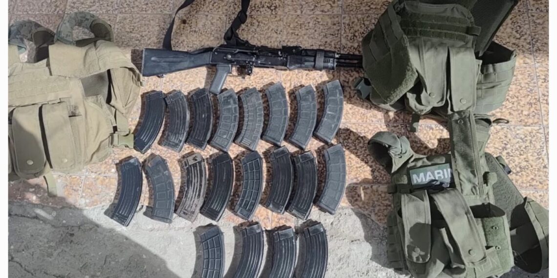 Buscaban cámaras en Villa Juárez y localizan vehículo con armamento