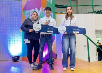 Alumnos de COBAES obtienen el segundo lugar en la Feria Mexicana de Ciencias e Ingenierías 2025