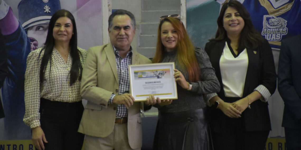 Para fortalecer los valores cívicos y la formación integral, realiza la UAS el Encuentro Regional de Bandas de Guerra, Escoltas de Bandera, Porristas y Bastoneras