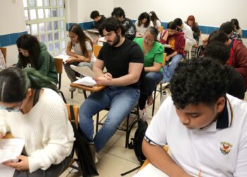 Los Centros de Estudios de Idiomas de la UAS en Mazatlán y Culiacán llevan a cabo el Examen de Certificación Diploma de Estudio de Lengua Francesa
