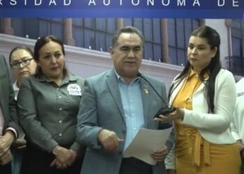 Madueña formaliza su registro para la reelección como rector de la UAS
