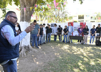 Alumnos de la Licenciatura en Ingeniería Aeronáutica de la UAS realizan helicópteros, aeronaves, turbinas y diversos prototipos a tamaño escala