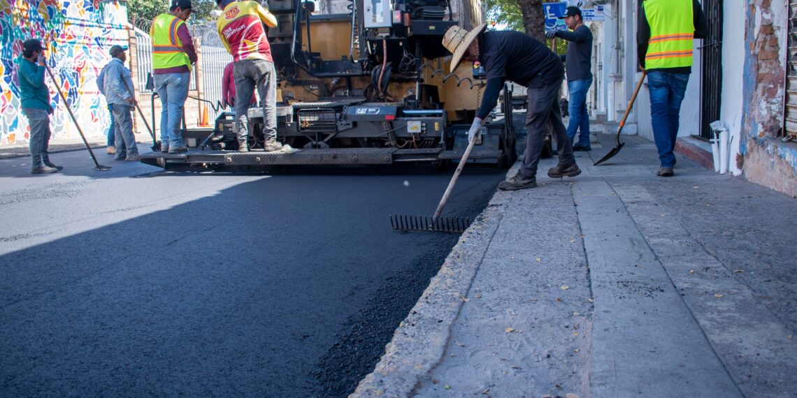 Ayuntamiento de Culiacán mejora la movilidad vial con reencarpetado en la avenida Antonio Rosales