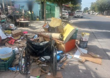 Ciudadanos reportan obstrucción en el paso por basura – NR | NOTICIAS 