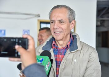 Gerardo Vargas llama a ciudadanía a denunciar derroches de agua