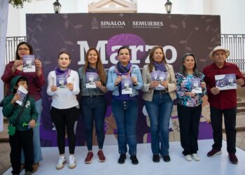 Culiacán conmemora el Día Internacional de la Mujer con la entrega de Cartillas de Derechos