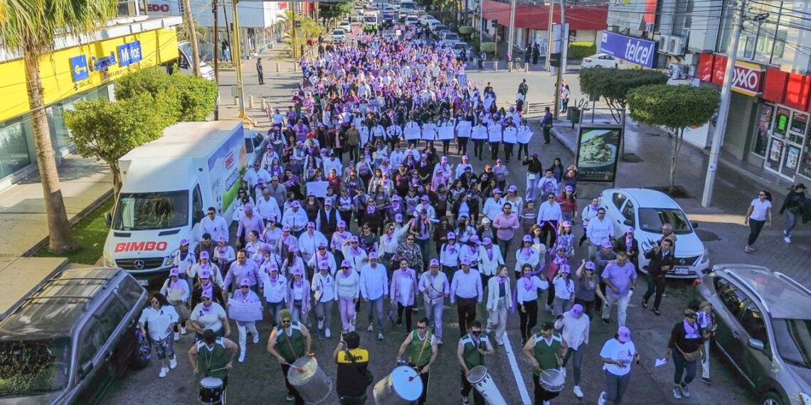 Ciudadanos marchan por el Dia Internacional de la Mujer en Ahome – NR | NOTICIAS