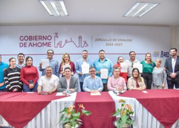 Reciben síndicos electos nombramientos y constancias de mayoría