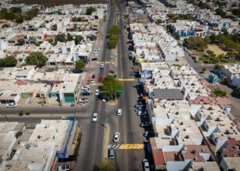 Refuerzan señalización vial en distintos puntos de Culiacán