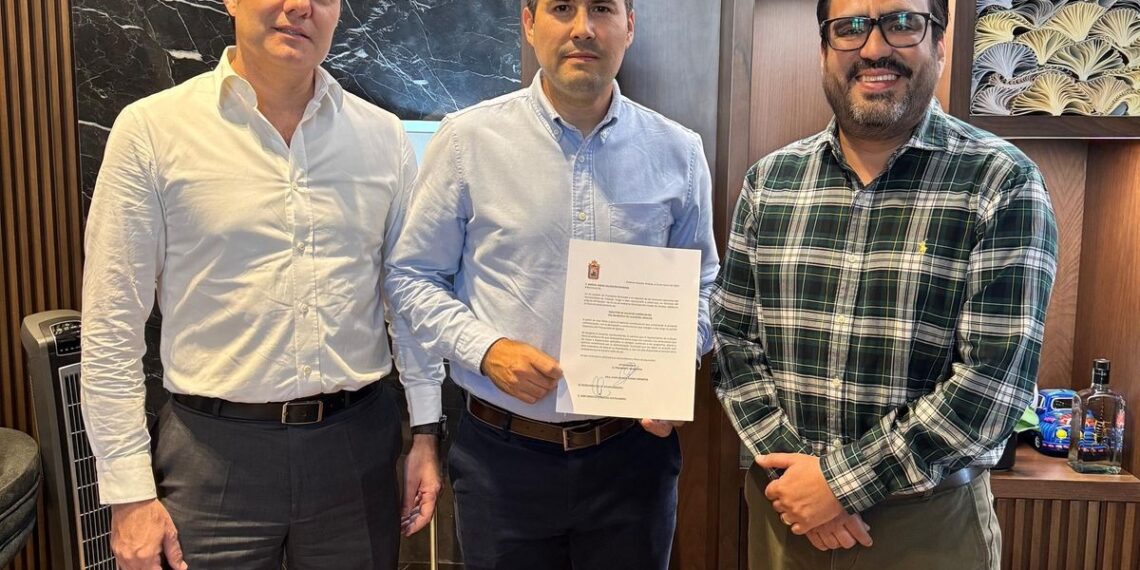 Juan de Dios Gámez nombra a Miguel Ángel Calderón como director de Asuntos Jurídicos del Ayuntamiento