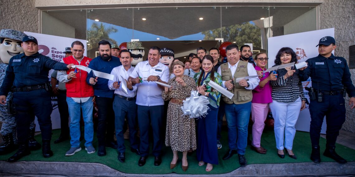 “Guasave merece vivir en paz y con seguridad”, la alcaldesa inaugura la Segunda Expo Feria de Seguridad