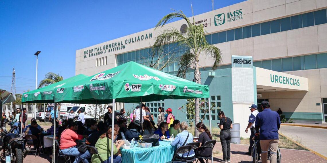 Cocina móvil de DIF Culiacán llega al nuevo Hospital General para brindar alimento caliente a familiares de pacientes internados
