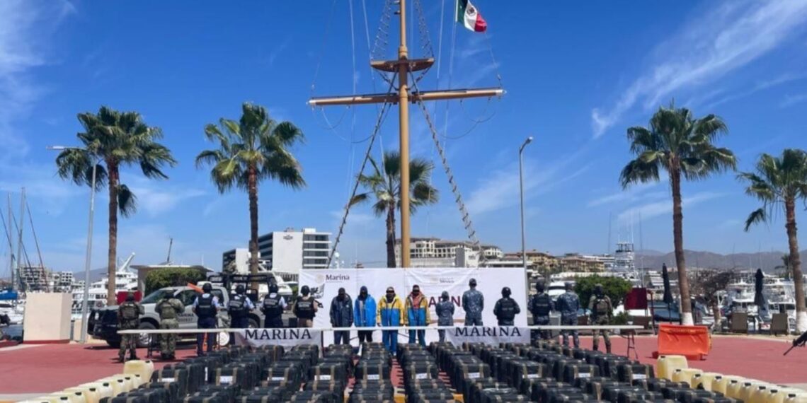 Aseguran 4.5 toneladas de cocaína y detienen a 4 en Baja California Sur