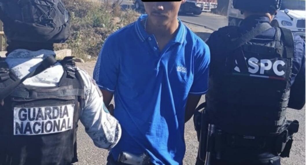 Tras impedir un despojo, detienen a robacarros y le aseguran un arma en Culiacán