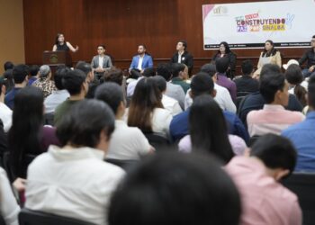 Más apoyo a educación y capacitación laboral, proponen jóvenes durante foro