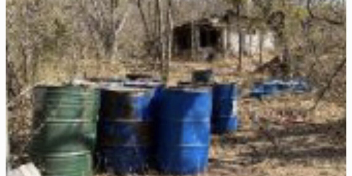 Nuevamente en Culiacán y Cosalá, aseguran 10 laboratorios clandestinos