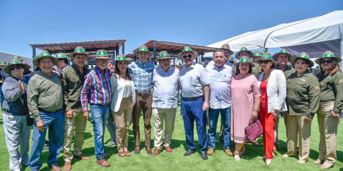 Inauguran en Los Mochis obra de disfrute social de FIGLOSNTE 53