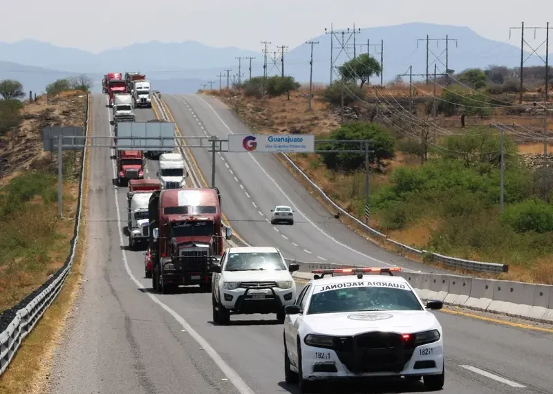 ¿De cuánto es la multa por exceso de velocidad en autopistas y carreteras federales en 2025?