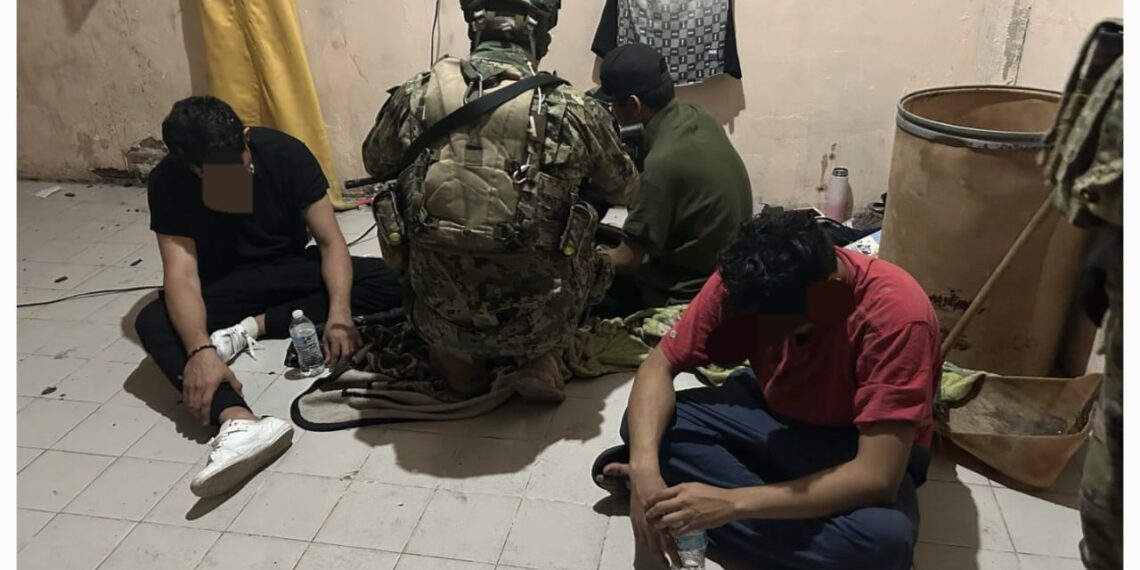 Mediante reporte ciudadano, rescatan a 3 personas privadas de su libertad en Mazatlán