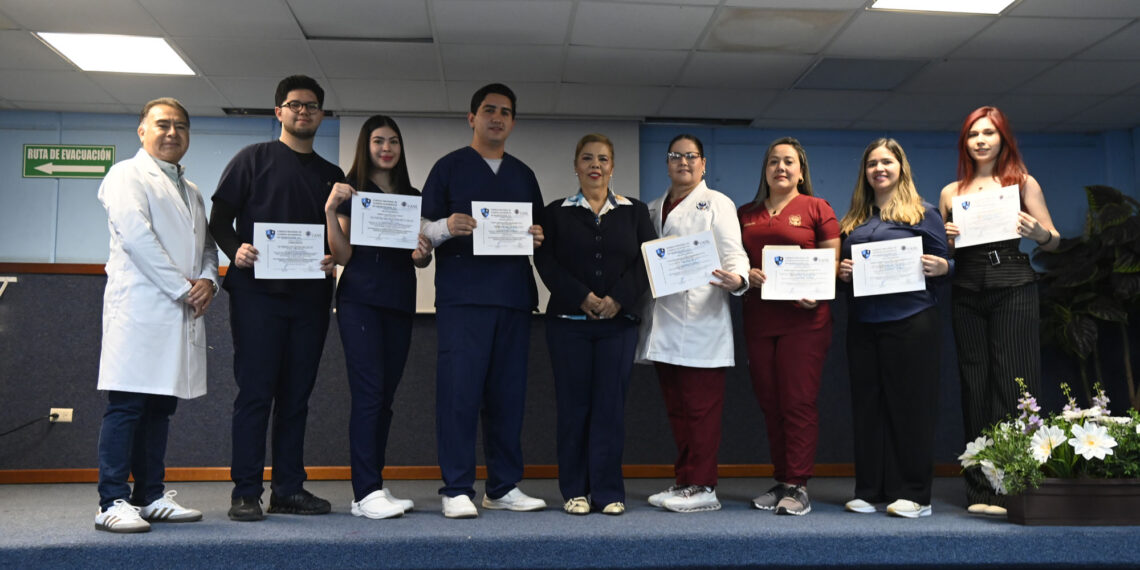 Estudiantes de la UAS logran una destacada participación en el Congreso Nacional de Cuerpos Académicos en Odontología, realizado en Monterrey