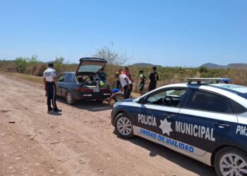 Agentes de Tránsito refuerzan seguridad vial en playas de Ahome durante Semana Santa 2025