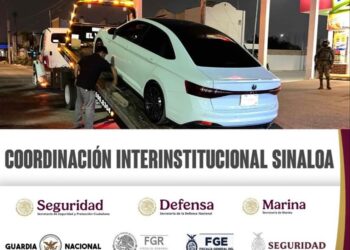 Elementos de seguridad aseguran vehículo robado y armas de fuego en Mazatlán