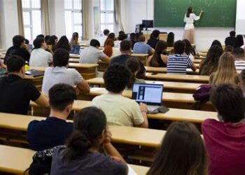 Beca Rita Cetina: adelantan pago por veda electoral