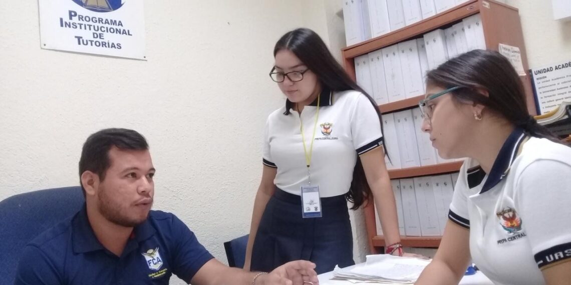 El Programa Institucional de Tutorías ha brindado apoyo a más de 114 mil estudiantes de la UAS, alcanzando una meta histórica para su desarrollo