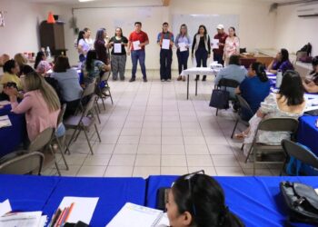 A través de la Procuraduría de DIF Culiacán, maestros USAER reciben capacitación ante situaciones adversas en el contexto escolar