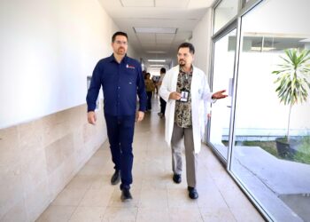 Recorre Secretario de Salud CRI en Mazatlán