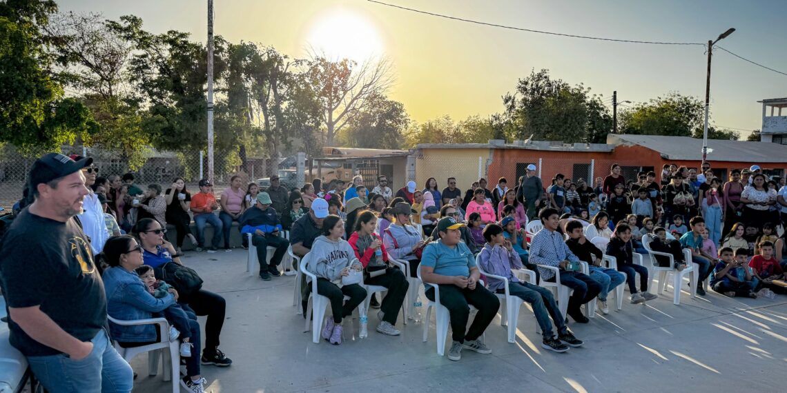 Gobierno de El Fuerte celebra la cultura yoreme con teatro de títeres en Tehueco