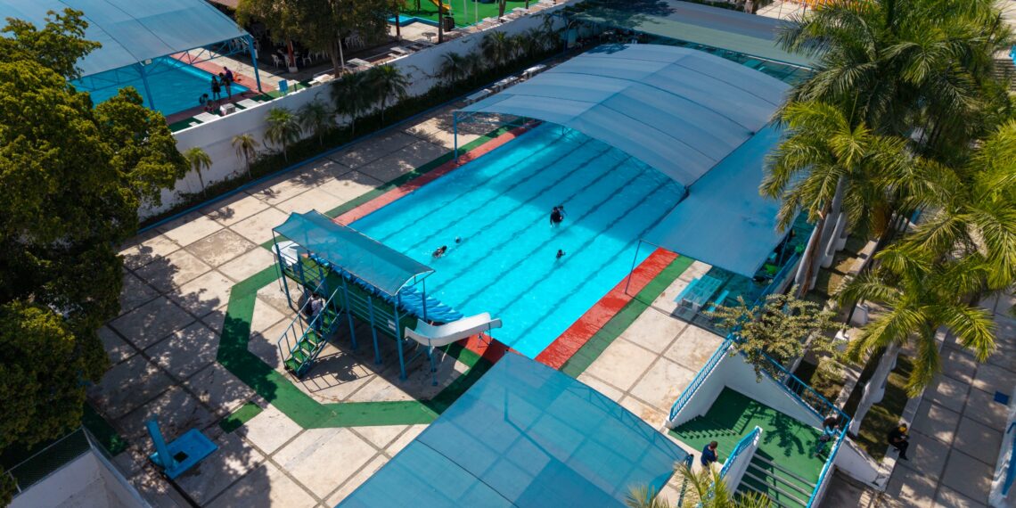 Aperturan a visitantes albercas del Parque Culiacán 87