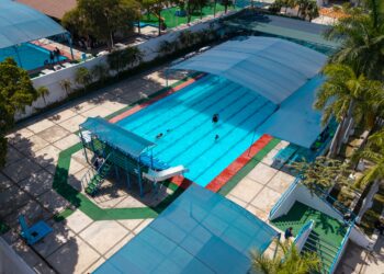 Aperturan a visitantes albercas del Parque Culiacán 87