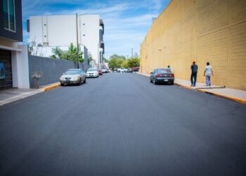 Siguen las mejoras en las calles de Culiacán: reencarpetan tramo en Villa Universidad